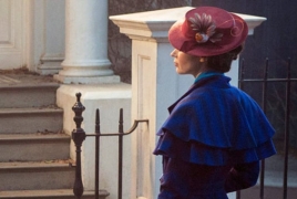 1st look at Emily Blunt in Disney’s “Mary Poppins Returns”