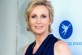 Jane Lynch to star in NBC comedy pilot “Relatively Happy”