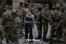 «АНК – НПА» зафиксировал открытое голосование со стороны военнослужащих на одном из участков в Ереване