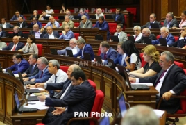 35 newly-elected Armenian lawmakers give up parliamentary mandates