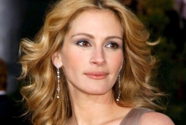 Julia Roberts to star in “The Bookseller” hit novel adaptation