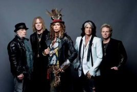 Aerosmith в рамках прощального тура спела песню в поддержку Манчестера