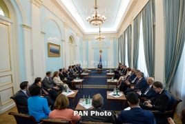 Саргсян: Армения смогла обеспечить финансовую стабильность благодаря программам МВФ и ВБ