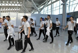 Armenian football team arrives in Montenegro for FIFA qualifiers match