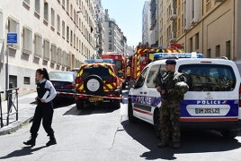 Стрельба у мечети во Франции: Ранены 8 человек