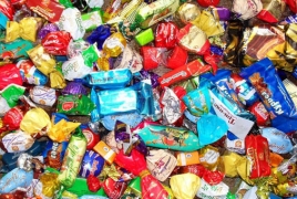 В армянском Ванадзоре обнаружили факт продажи конфет из Азербайджана