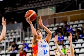 Юные баскетболисты Армении победили команду Молдовы на ЧЕ