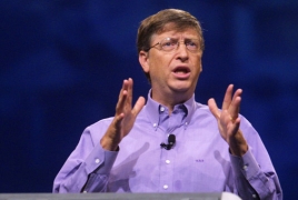 Билл Гейтс опять самый богатый человек в мире: Слава Безоса продлилась всего день