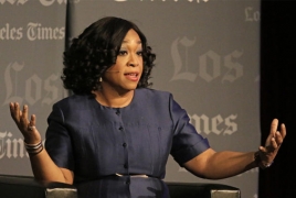 “Grey’s Anatomy” creator Shonda Rhimes signs deal with Netflix