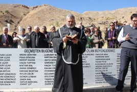 Armenians pay tribute to memory of ancestors in Turkish cemetery