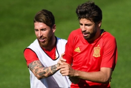 Пике, Рамос и Бускетс грозятся покинуть сборную Испании