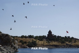 Ruins of 3,000-year-old Urartian castle reportedly found in Lake Van
