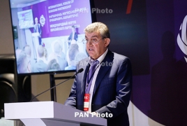 Putin rewards Armenian philanthropist Ara Abrahamyan