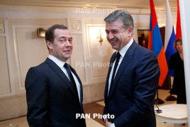 Карапетян и Медведев провели беседу тет-а-тет в Алматы