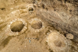 Եղեգնաձորում գինու միջնադարյան հնձան են գտել