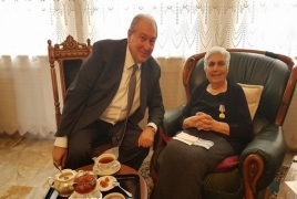 ՀՀ նորընտիր նախագահ Սարգսյանն այցելել է Վազգեն Սարգսյանի ընտանիքին