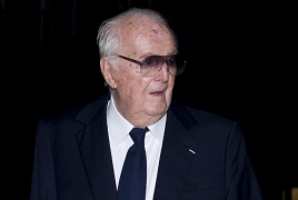 French fashion icon Hubert de Givenchy dies aged 91