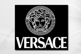 В Versace отказались от использования натурального меха при пошиве одежды