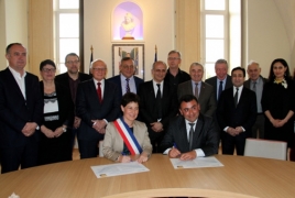 Арцахский Мартуни и французский Бур-де-Пеаж подписали декларацию о дружбе