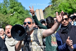 Armenian opposition holds mass demonstrations against Serzh Sargsyan becoming the new Prime Minister