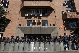 Полиция Армении заявила о готовности содействовать проведению мирных акций