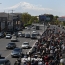 В Ереване молодые люди в военной форме присоединились к акциям протеста