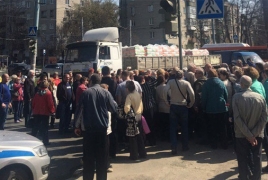 Նիժնի Նովգորոդում բեռնատարով ճանապարհ են փակել ջեռուցման թանկացման դեմ բողոքելով