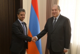 Armenia president meets ambassadors of Arab countries