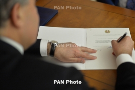 Президент Армении назначил министров здравоохранения, культуры, юстиции и прочих