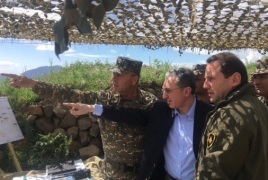Armenian Defense, Foreign Ministers examine border with Azerbaijan