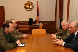 Karabakh president, Armenia defense chief talk army building process