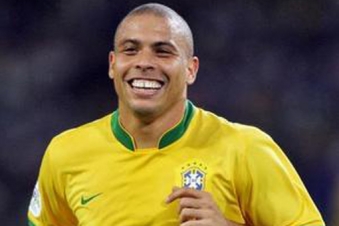 Football legend Ronaldo to join Match of Legends in Armenia ...