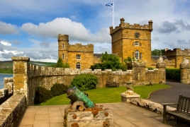 Hidden medieval door to Scottish castle caves discovered