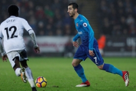 Unai Emery advised to drop Henrikh Mkhitaryan deeper into midfield