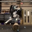 Boston Dynamics представила обученного паркуру робота