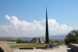 Prime Minister of Canada visits Tsitsernakaberd