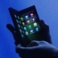 Samsung представил гибкий смартфон