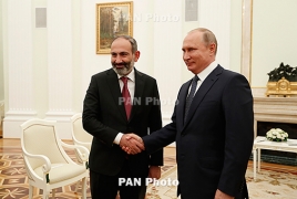 Pashinyan, Putin talk allied relations over the phone