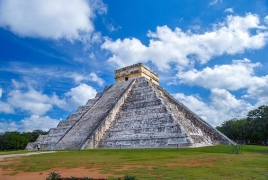 Archaeological treasure trove discovered under Chichen Itza