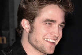 Robert Pattinson set to take over for Ben Affleck to play Batman