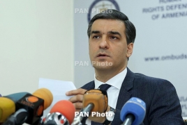 Омбудсмен Армении призвал граждан не блокировать здания суда в стране