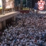 В Гонконге сотни тысяч людей вышли на акцию протеста
