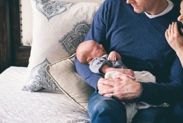 Postpartum depression in new fathers often missed: study