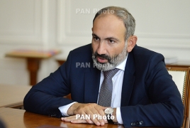 Pashinyan hails Armenia-UK ties in message to Boris Johnson