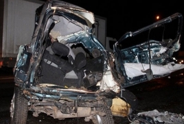 Микроавтобус из Армении попал в ДТП в Тюмени: Погиб 1 человек