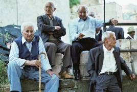 Socially active 60-year-olds have lower dementia risk, says new study