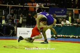 Армянские борцы завоевали 3 медали в Грузии