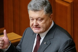 Украинский суд разрешил допросить Порошенко на детекторе лжи