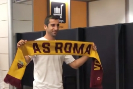 Henrikh Mkhitaryan arrives in Rome to conclude move to Roma