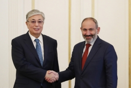 Токаев - Пашиняну: Казахстан хочет развивать сотрудничество с Арменией